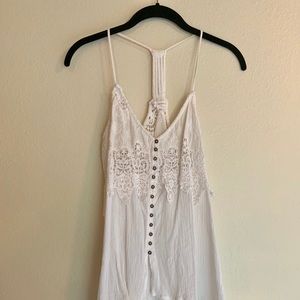 Coco + Jaimeson white linen tank top